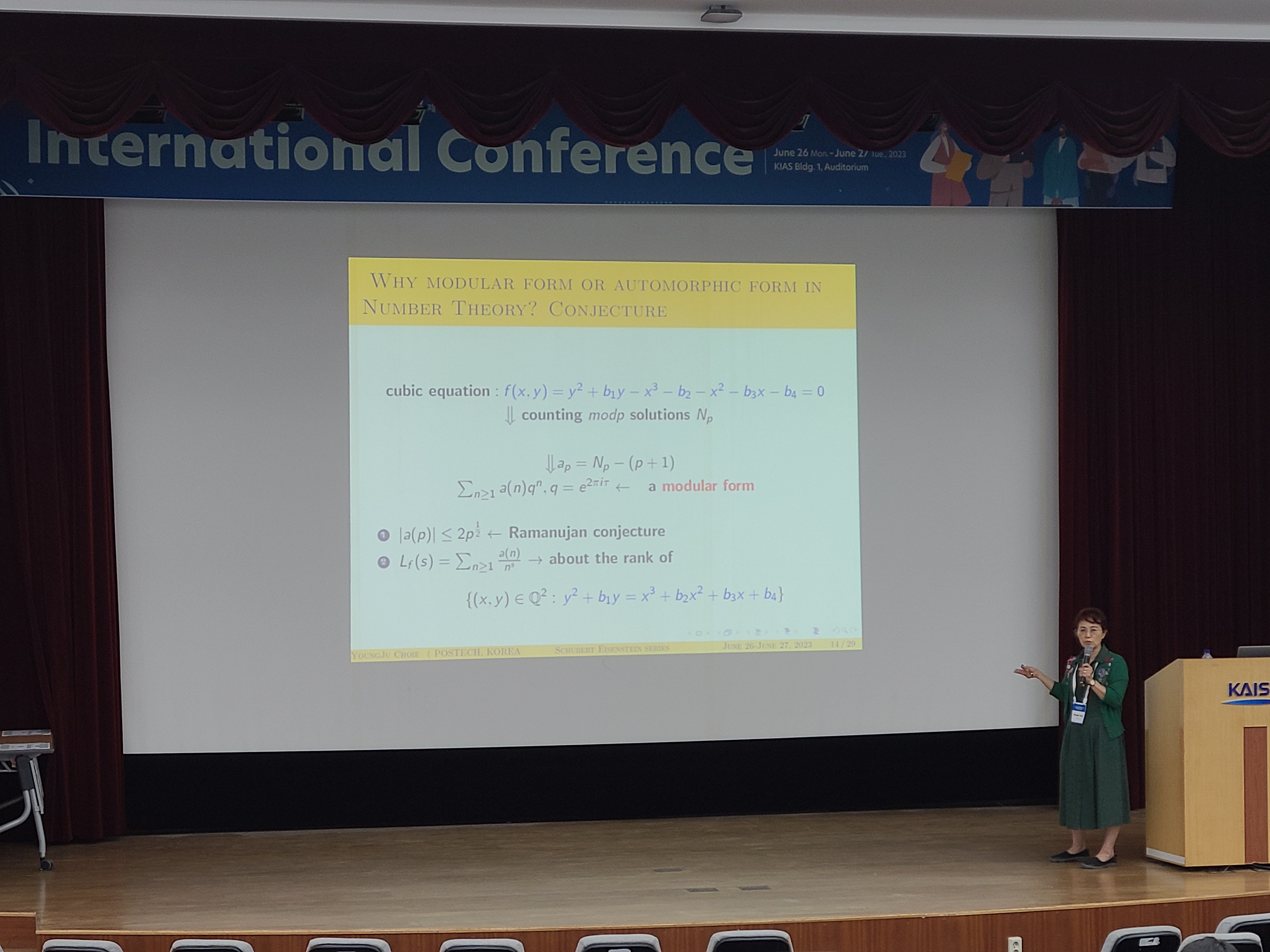 Plenary Lecture III.jpg